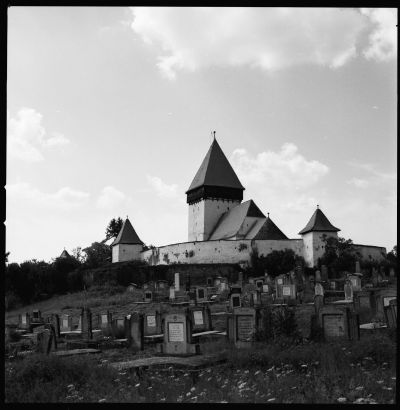 Kyrkborgen i Holzmengen är något av en sinnebild för den befästa kyrkan.